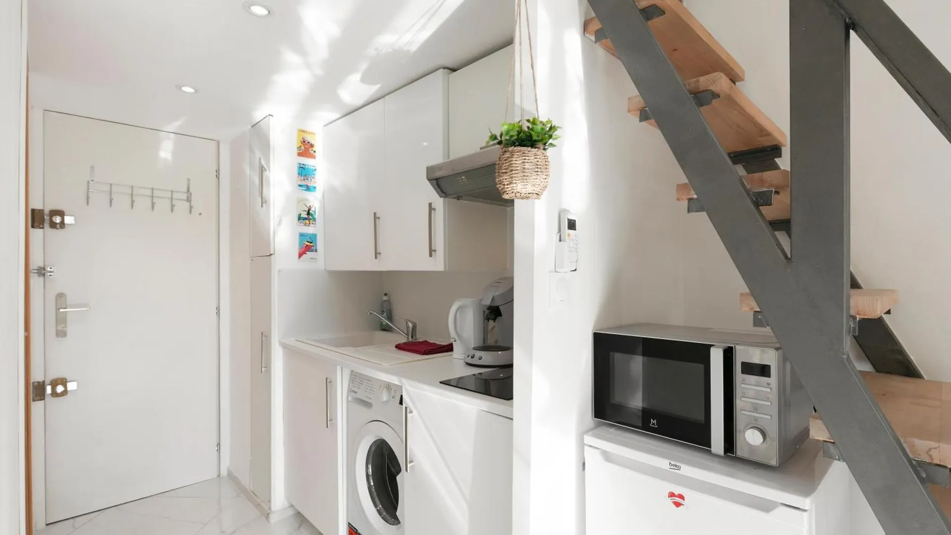 Studio Jaune Fshh Nice Appart hôtel