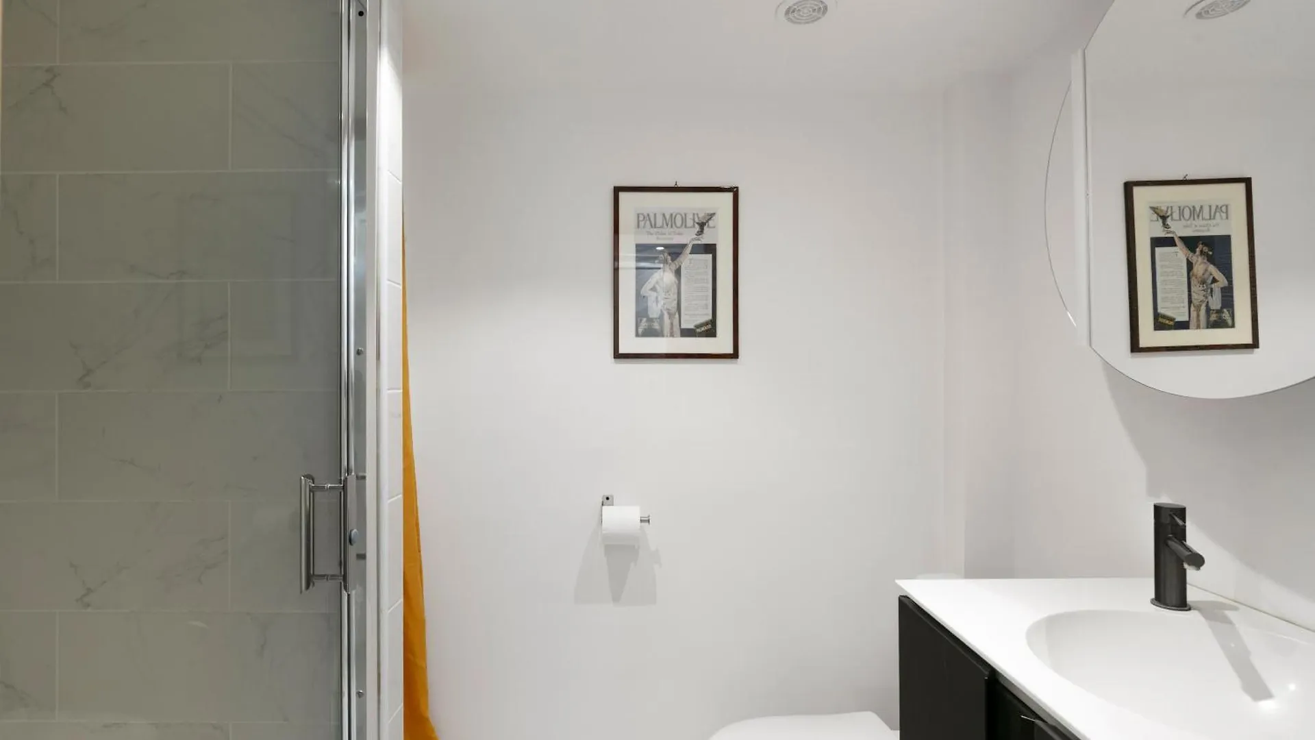 Aparthotel Studio Jaune Fshh Nice France